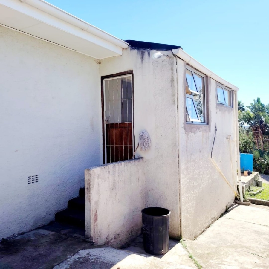 3 Bedroom Property for Sale in Summerpride Eastern Cape